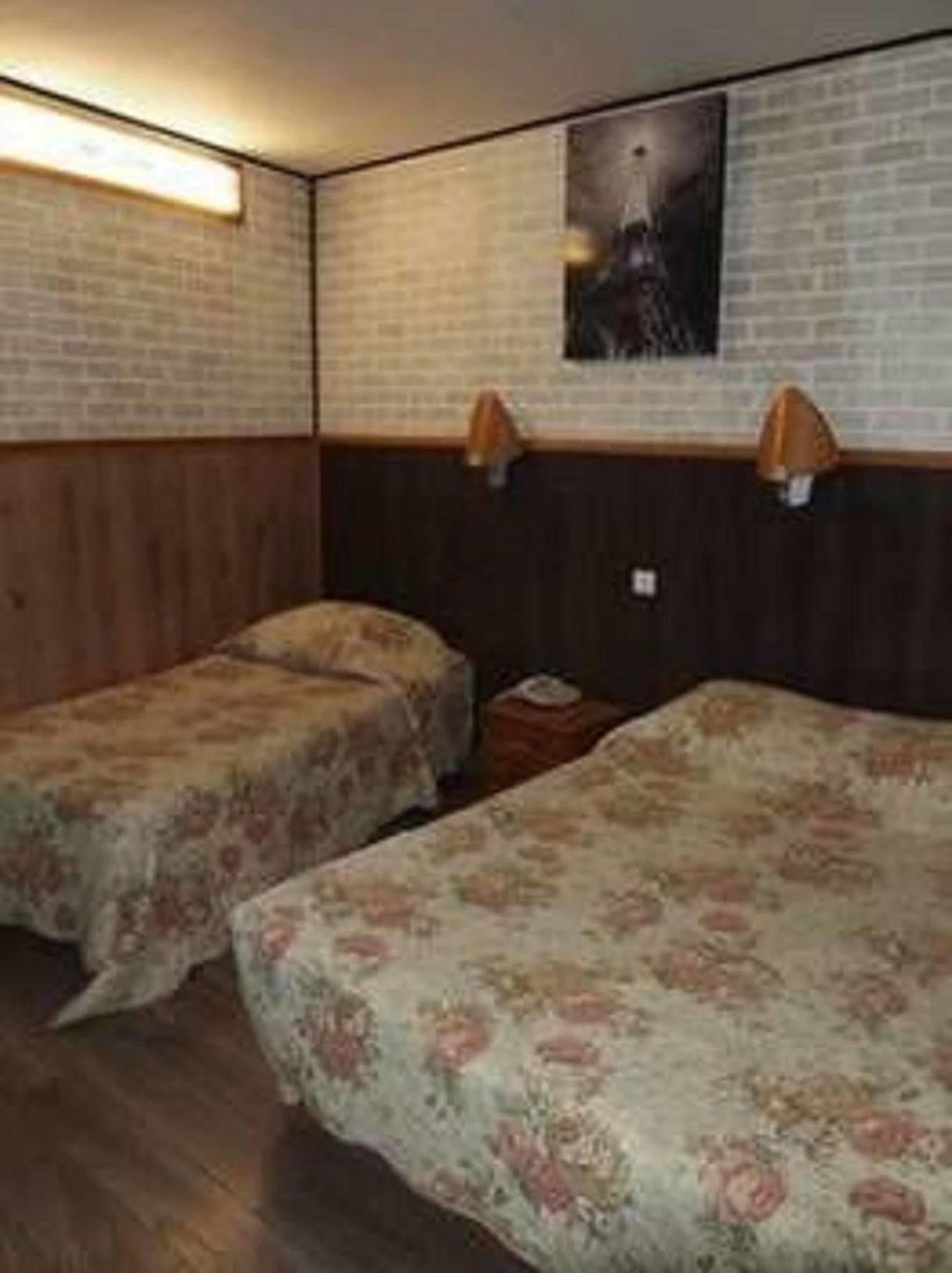 Hotel Fiat Paříž Exteriér fotografie